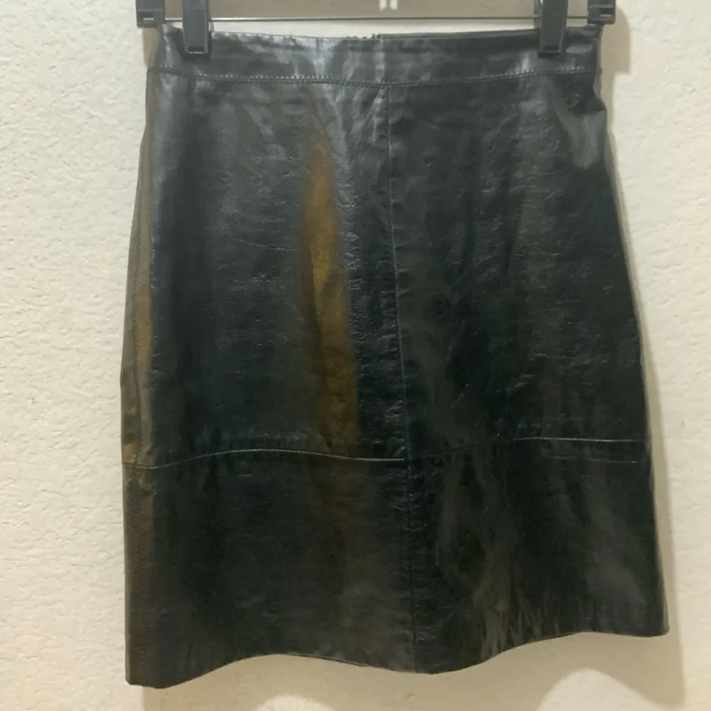 Vintage The GAP genuine leather skirt size 1